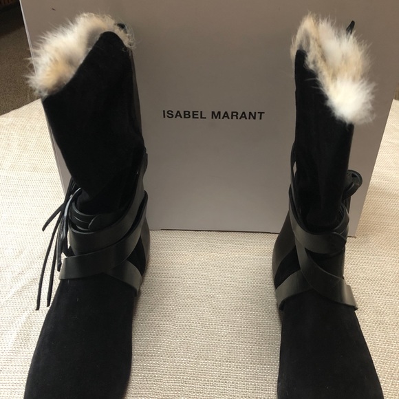 Isabel Marant Black Leather boots with fur trim - Picture 1 of 4